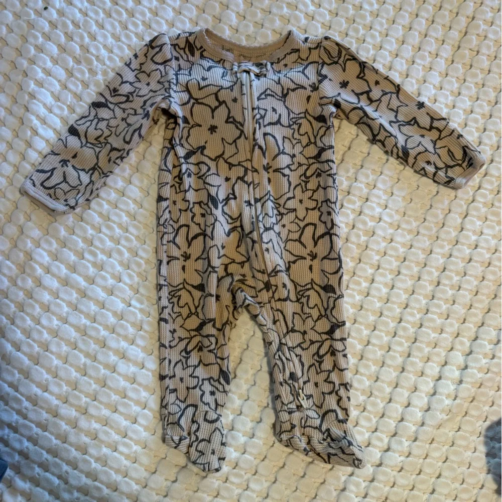 Carters 3m pajamas